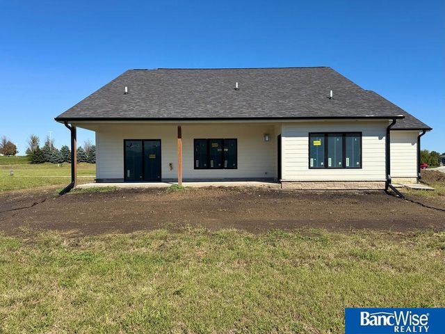 4131 Carnation Drive, Lincoln, NE 68516