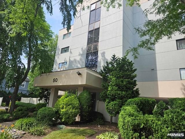 50 Euclid Avenue 3C, Hackensack, NJ 07601