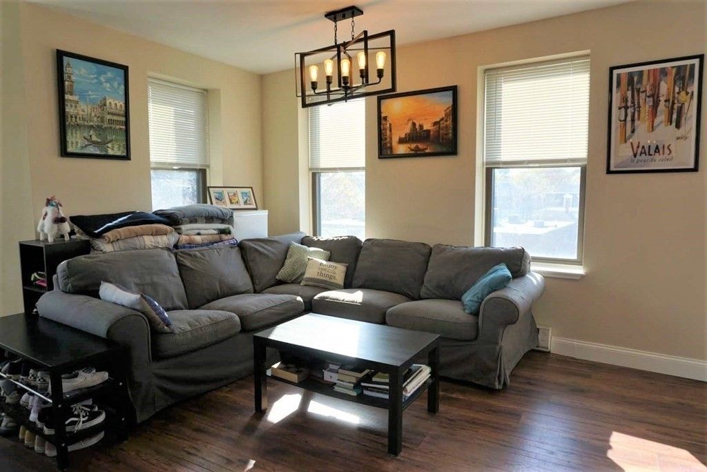 2 Cypress Rd 205, Boston, MA 02135