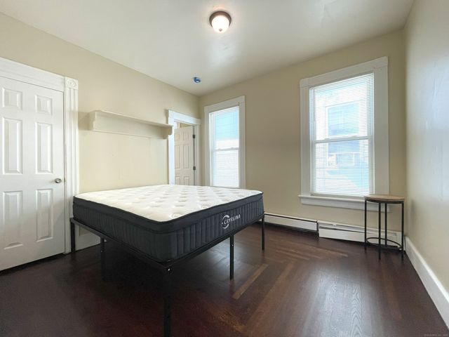 196 Blatchley Avenue 2, New Haven, CT 06513