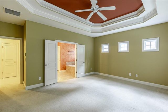 7042 Tree House Way, Flowery Branch, GA 30542