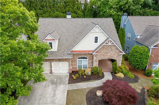7042 Tree House Way, Flowery Branch, GA 30542