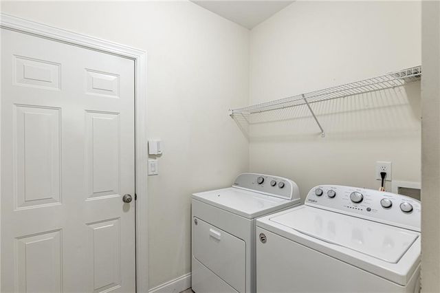 7042 Tree House Way, Flowery Branch, GA 30542