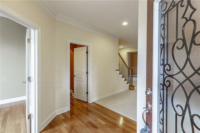 7042 Tree House Way, Flowery Branch, GA 30542