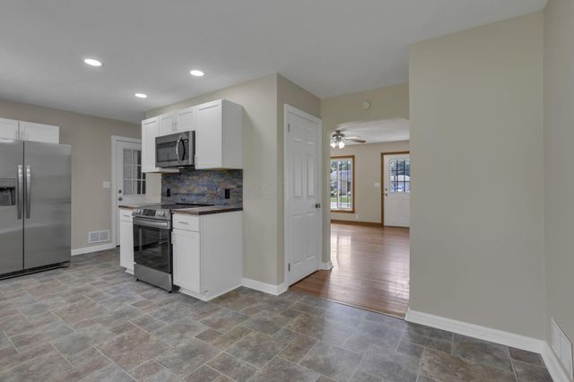 830 Walker Street, Newark, OH 43055