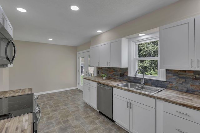 830 Walker Street, Newark, OH 43055