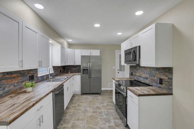 830 Walker Street, Newark, OH 43055