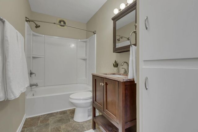830 Walker Street, Newark, OH 43055