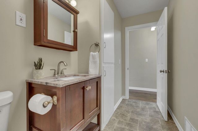 830 Walker Street, Newark, OH 43055