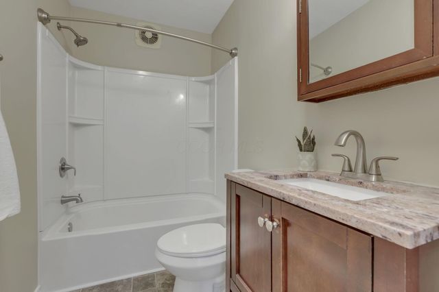 830 Walker Street, Newark, OH 43055