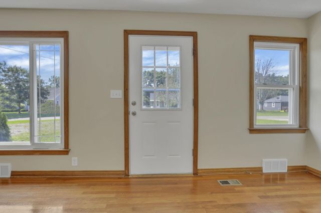 830 Walker Street, Newark, OH 43055