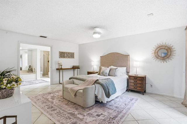 11810 Kiva Drive, Boynton Beach, FL 33437
