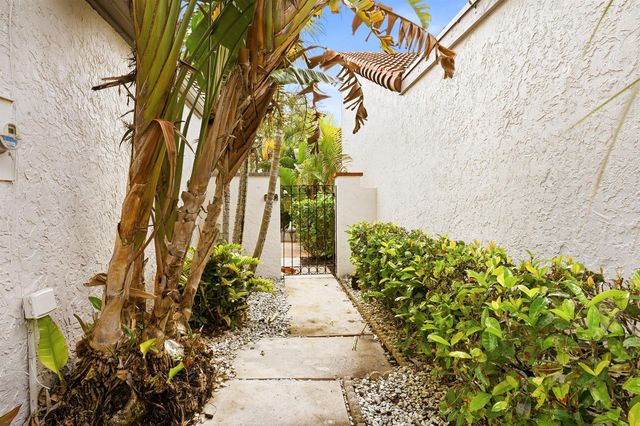 11810 Kiva Drive, Boynton Beach, FL 33437