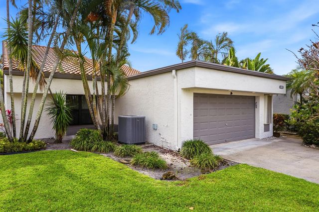 11810 Kiva Drive, Boynton Beach, FL 33437