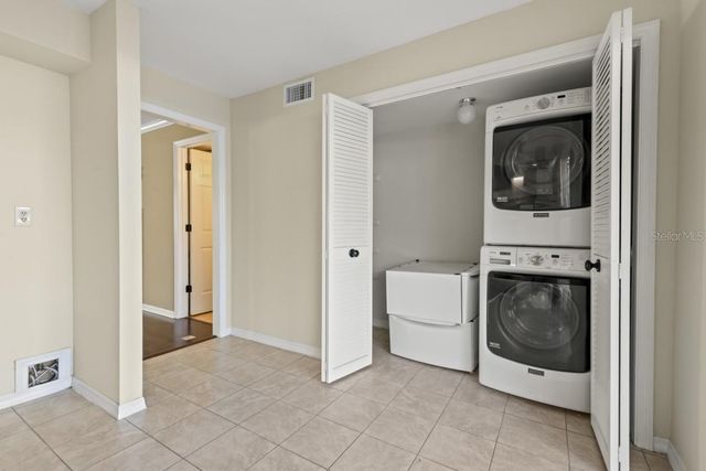 301 S BUNGALOW PARK AVENUE C, Tampa, FL 33609