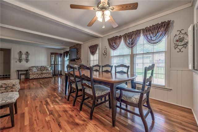 9610 W 97th Street, Overland Park, KS 66212