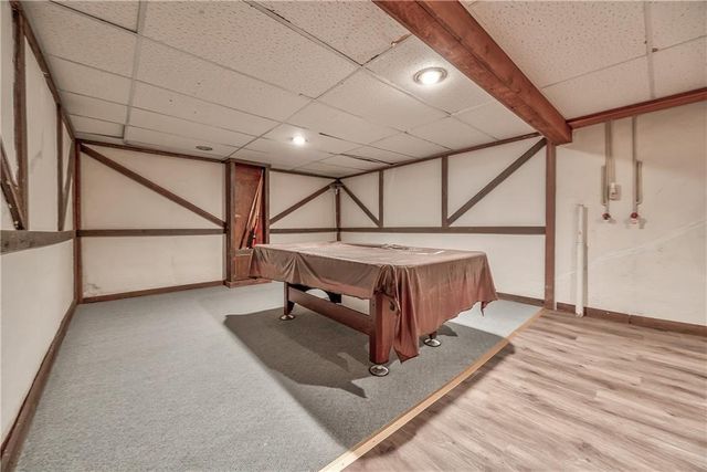 9610 W 97th Street, Overland Park, KS 66212