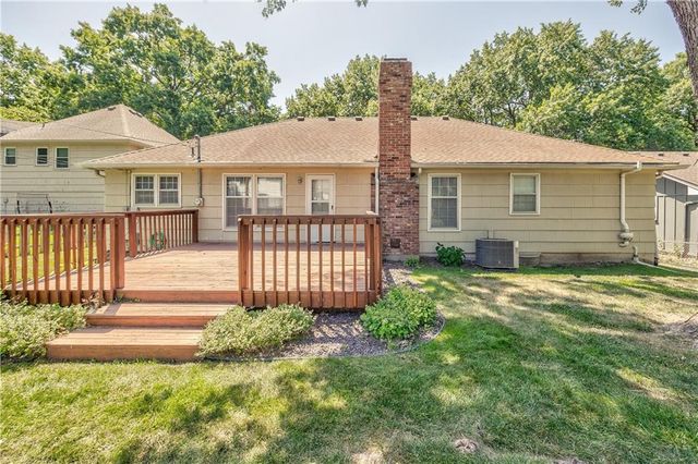 9610 W 97th Street, Overland Park, KS 66212