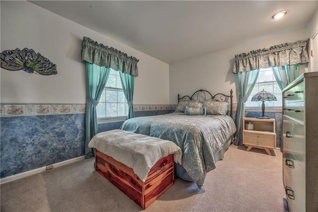 9610 W 97th Street, Overland Park, KS 66212