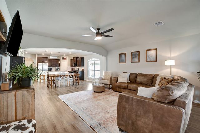 1011 Davy Street, Brenham, TX 77833