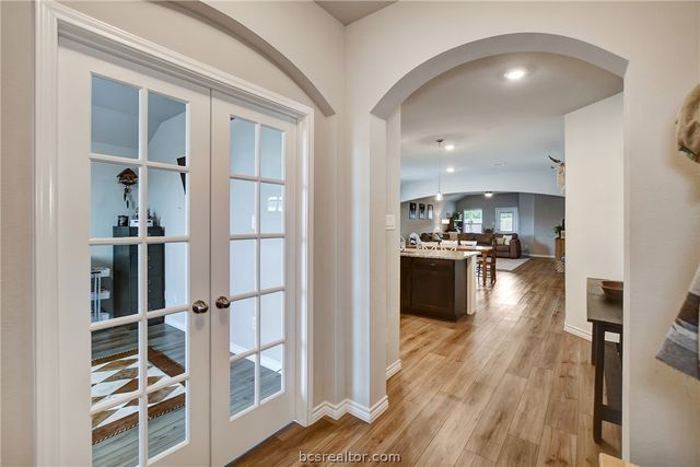 1011 Davy Street, Brenham, TX 77833