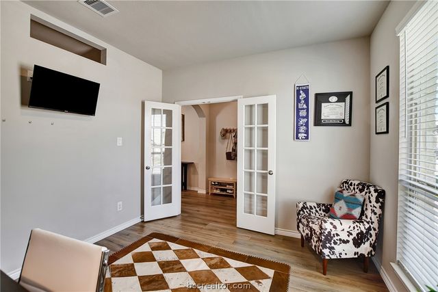 1011 Davy Street, Brenham, TX 77833