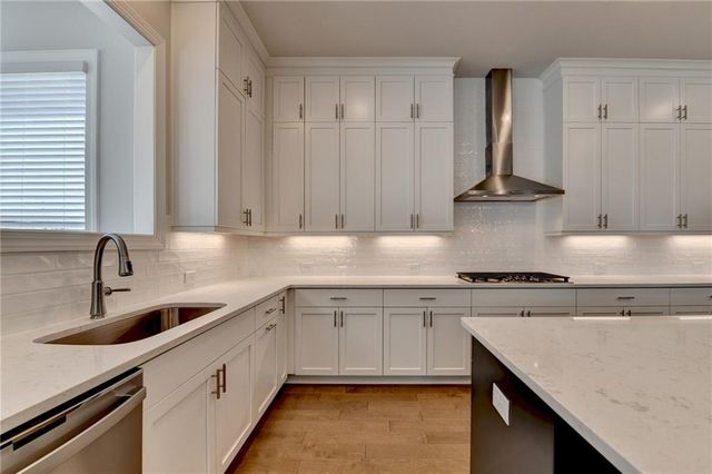 4606 Molder Drive, Buford, GA 30518