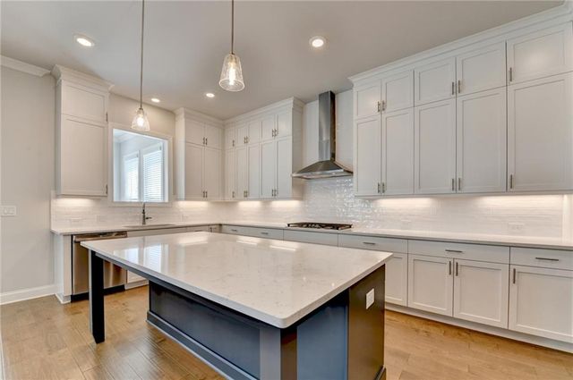 4606 Molder Drive, Buford, GA 30518