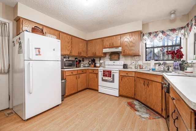 11 Jumilla Lane, Hot Springs Village, AR 71909