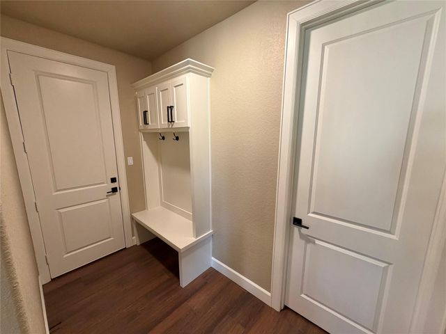 838 Oak Ridge Drive, Angleton, TX 77515