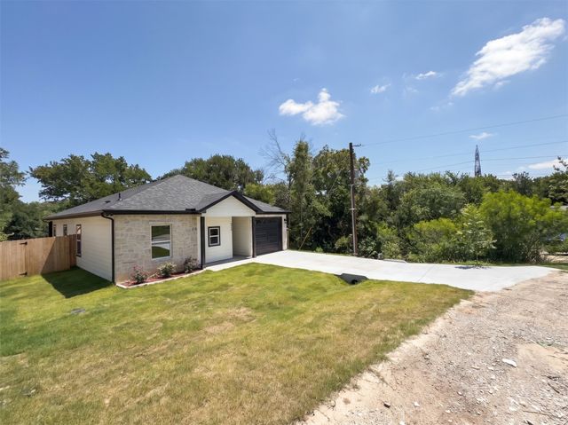 4018 Montana Trail, Granbury, TX 76048