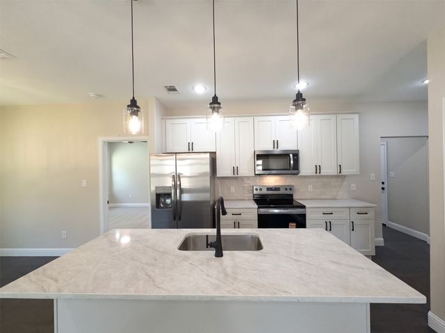 4018 Montana Trail, Granbury, TX 76048