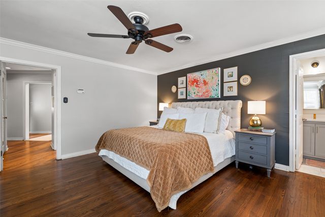 3600 Manderly Place, Fort Worth, TX 76109