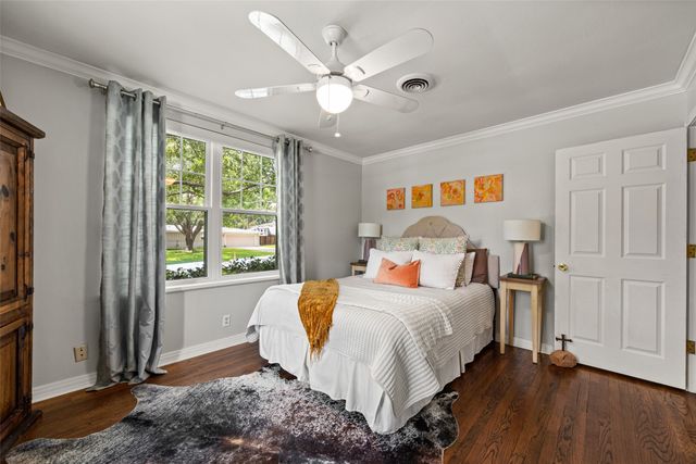 3600 Manderly Place, Fort Worth, TX 76109