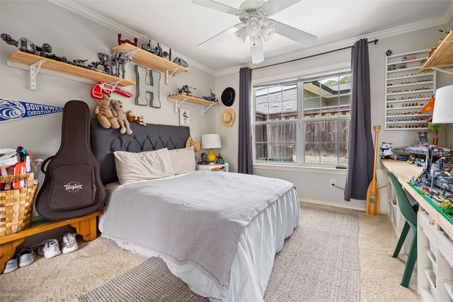 3600 Manderly Place, Fort Worth, TX 76109