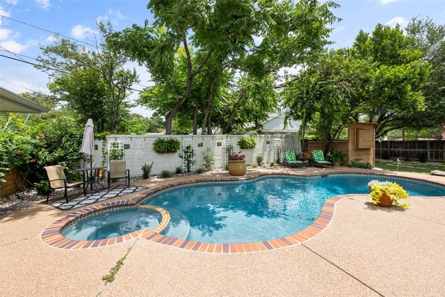 3600 Manderly Place, Fort Worth, TX 76109