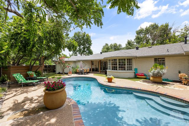 3600 Manderly Place, Fort Worth, TX 76109