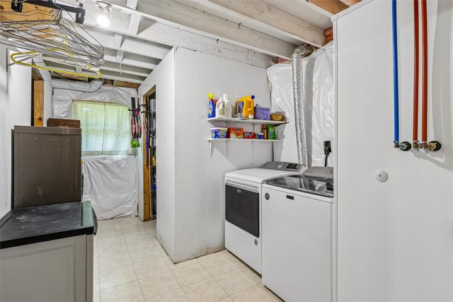 8839 Woodmayr Circle, Norwalk, IA 50211