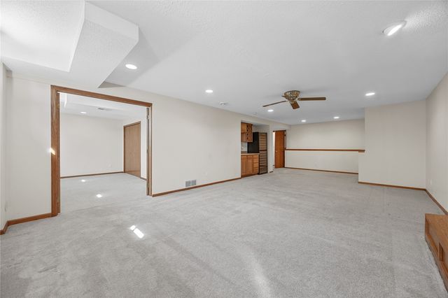 360 Partridge Avenue, Marion, IA 52302