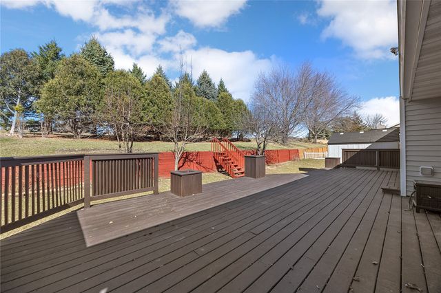 360 Partridge Avenue, Marion, IA 52302