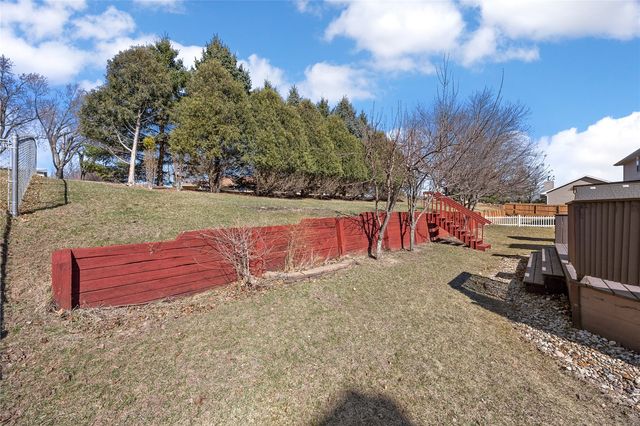 360 Partridge Avenue, Marion, IA 52302