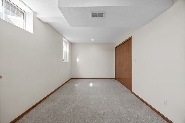 360 Partridge Avenue, Marion, IA 52302