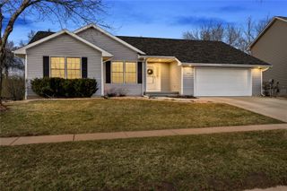 360 Partridge Avenue, Marion, IA 52302