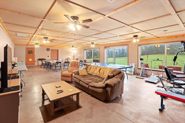 3922 Highway 2, Cohutta, GA 30710