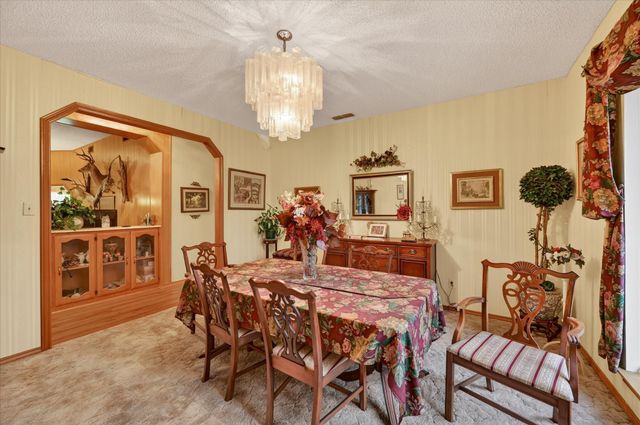 1605 Heather Court, Cleburne, TX 76033