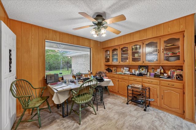 1605 Heather Court, Cleburne, TX 76033