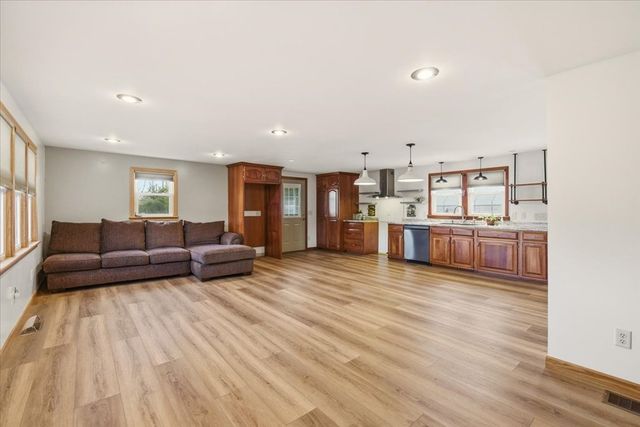 13904 Carey Lane, Danville, OH 43014