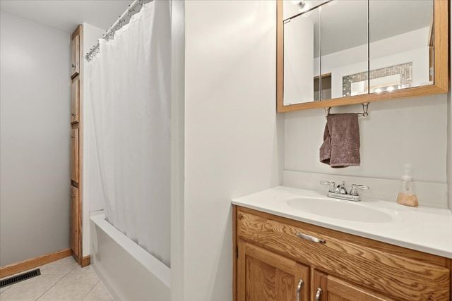 13904 Carey Lane, Danville, OH 43014