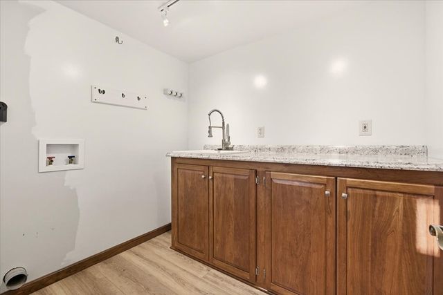 13904 Carey Lane, Danville, OH 43014