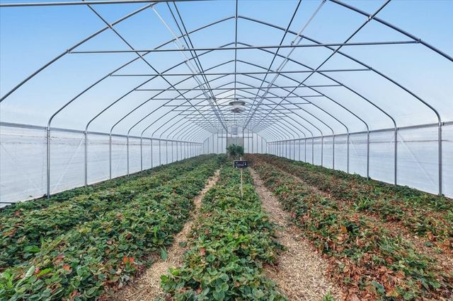 13904 Carey Lane, Danville, OH 43014